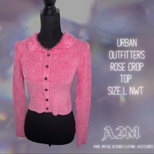 Urban Outfitters Rose Crop Sweater with Faux Fur Collar Size L